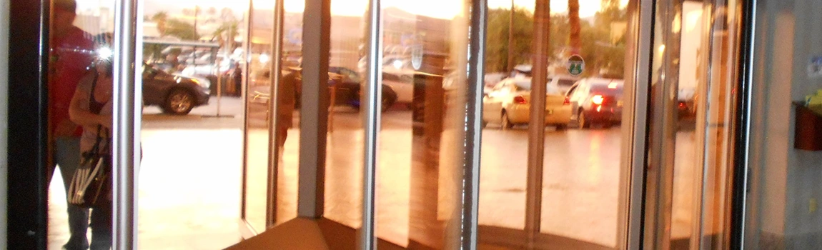 Storefront Glass Repair Cost in Sanford, FL